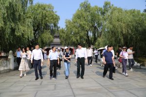 主流媒體“活力中國調研行”探訪仁和集團 解碼中醫藥現代化創新基因